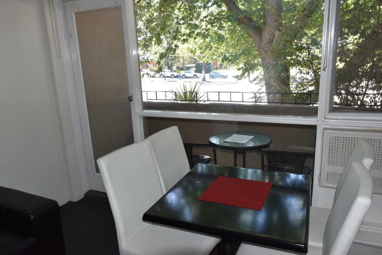 Apartments On Flemington Melbourne Luaran gambar
