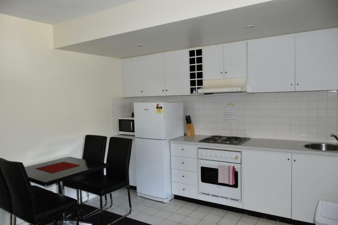 Apartments On Flemington Melbourne Luaran gambar
